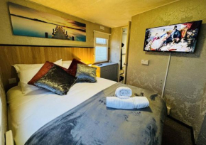 Golden Sands Holiday Home